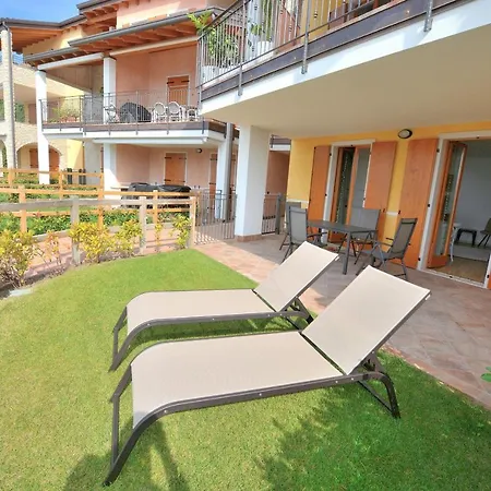 Borgo Montagna With Pool Apartment *
